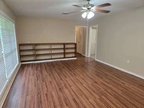 117 Lazy Lane Lake Jackson TX 77566