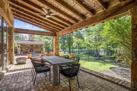 15 N Badger Lodge Circle Spring TX 77389