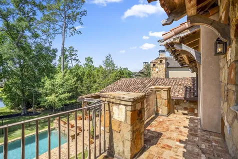 15 N Badger Lodge Circle Spring TX 77389