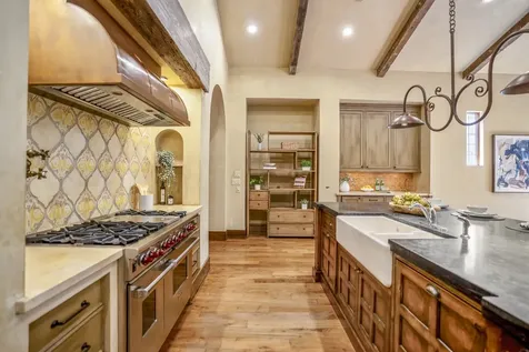 15 N Badger Lodge Circle Spring TX 77389