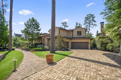 15 N Badger Lodge Circle Spring TX 77389