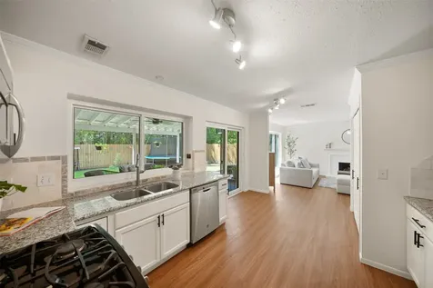3 E Stony Bridge Circle Spring TX 77381