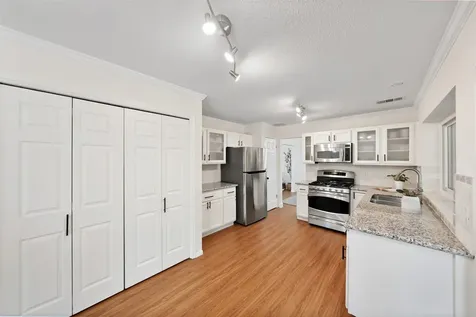 3 E Stony Bridge Circle Spring TX 77381