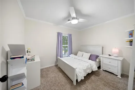 3 E Stony Bridge Circle Spring TX 77381