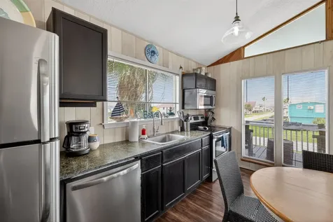 4026 Kent Drive Galveston TX 77554