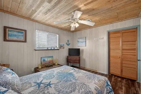 4026 Kent Drive Galveston TX 77554