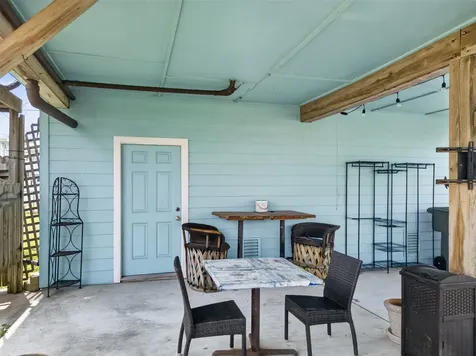 4026 Kent Drive Galveston TX 77554