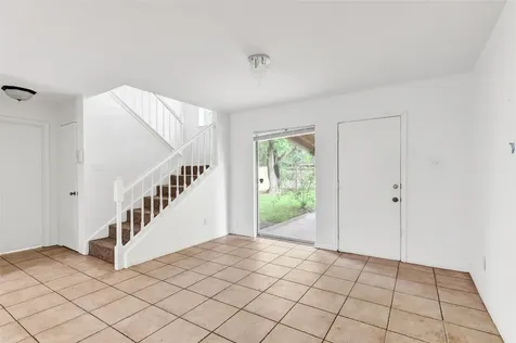4719 Silver Frost Drive Houston TX 77066