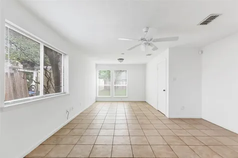 4719 Silver Frost Drive Houston TX 77066