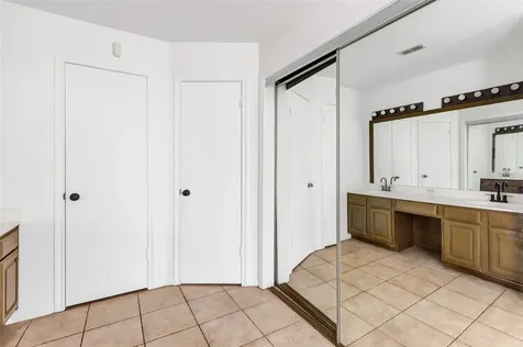 4719 Silver Frost Drive Houston TX 77066