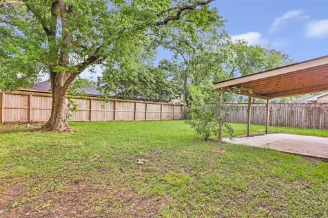 4719 Silver Frost Drive Houston TX 77066