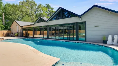 65 County Road 2209 N Cleveland TX 77327