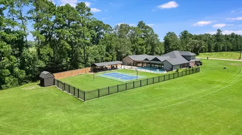 65 County Road 2209 N Cleveland TX 77327