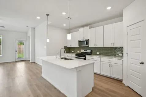 6631 Castella Drive Rosharon TX 77583
