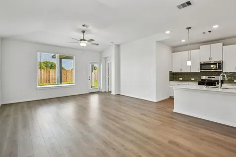 6631 Castella Drive Rosharon TX 77583