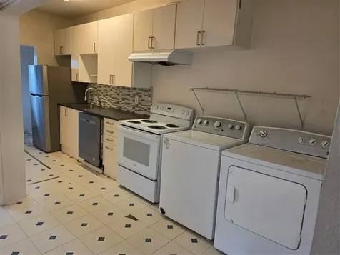 1226 W Gray Street 2 Houston TX 77019