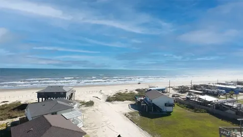 4411 Antigua Galveston TX 77554