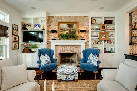 7 Caroline Street Galveston TX 77554