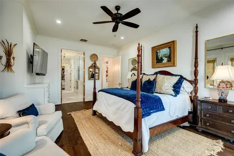 7 Caroline Street Galveston TX 77554