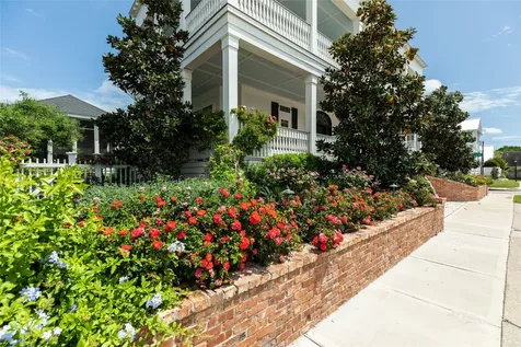 7 Caroline Street Galveston TX 77554
