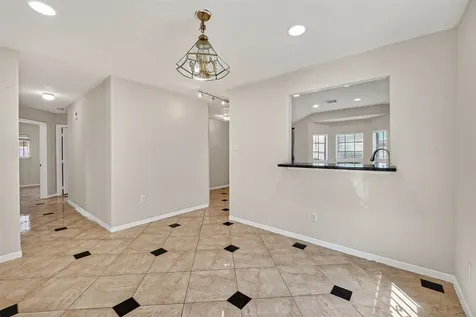 9918 Pierre Court Houston TX 77089
