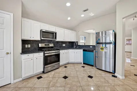 9918 Pierre Court Houston TX 77089