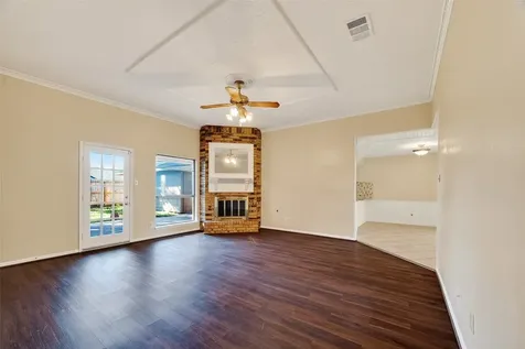 405 Tudor Court Deer Park TX 77536