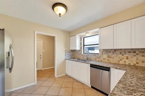405 Tudor Court Deer Park TX 77536