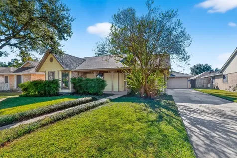 405 Tudor Court Deer Park TX 77536