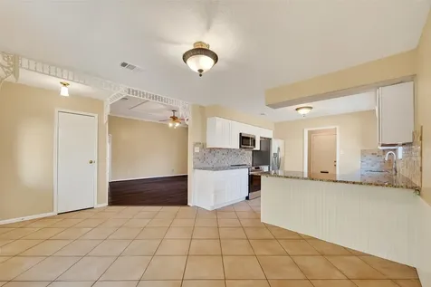 405 Tudor Court Deer Park TX 77536