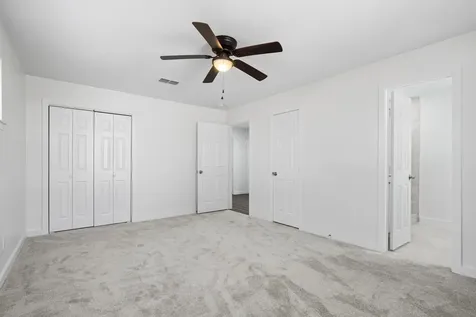 322 E Edgebrook Drive Houston TX 77034