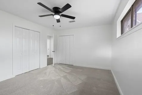 322 E Edgebrook Drive Houston TX 77034