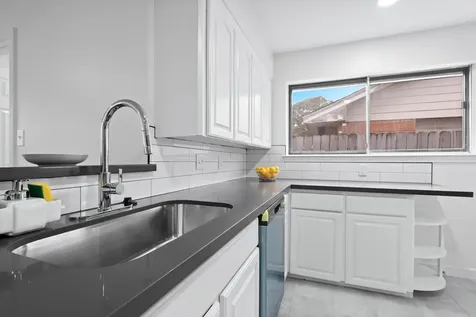 322 E Edgebrook Drive Houston TX 77034