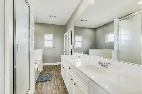 3814 Brewster Key Galveston TX 77554
