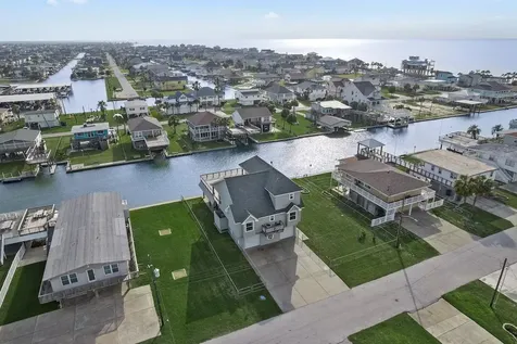 3814 Brewster Key Galveston TX 77554