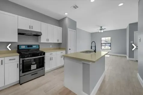 4631 Briscoe Street Houston TX 77051