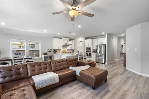 7045 Lauren Oak Drive Conroe TX 77304