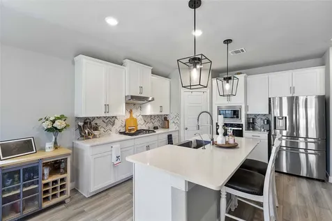 7045 Lauren Oak Drive Conroe TX 77304