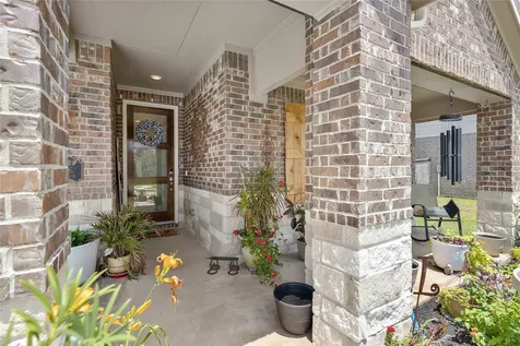 7045 Lauren Oak Drive Conroe TX 77304