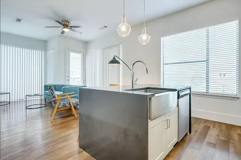 1508 Blodgett Street 609 Houston TX 77004