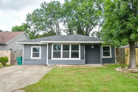 2109 Pomona Drive Pasadena TX 77506