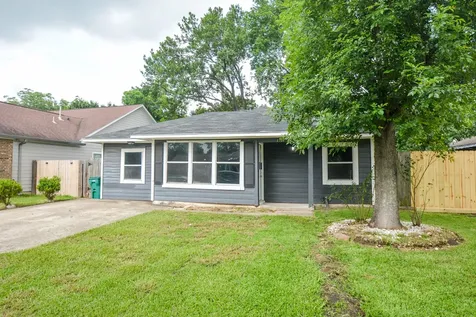 2109 Pomona Drive Pasadena TX 77506