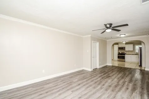 2109 Pomona Drive Pasadena TX 77506