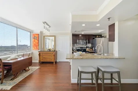3525 Sage Road 909 Houston TX 77056