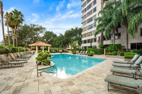 3525 Sage Road 909 Houston TX 77056