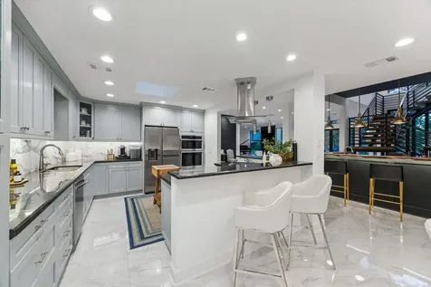 45 Patti Lynn Lane Houston TX 77024