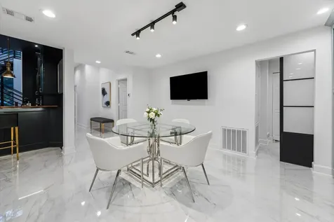 45 Patti Lynn Lane Houston TX 77024