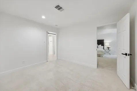 45 Patti Lynn Lane Houston TX 77024