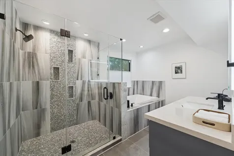 45 Patti Lynn Lane Houston TX 77024