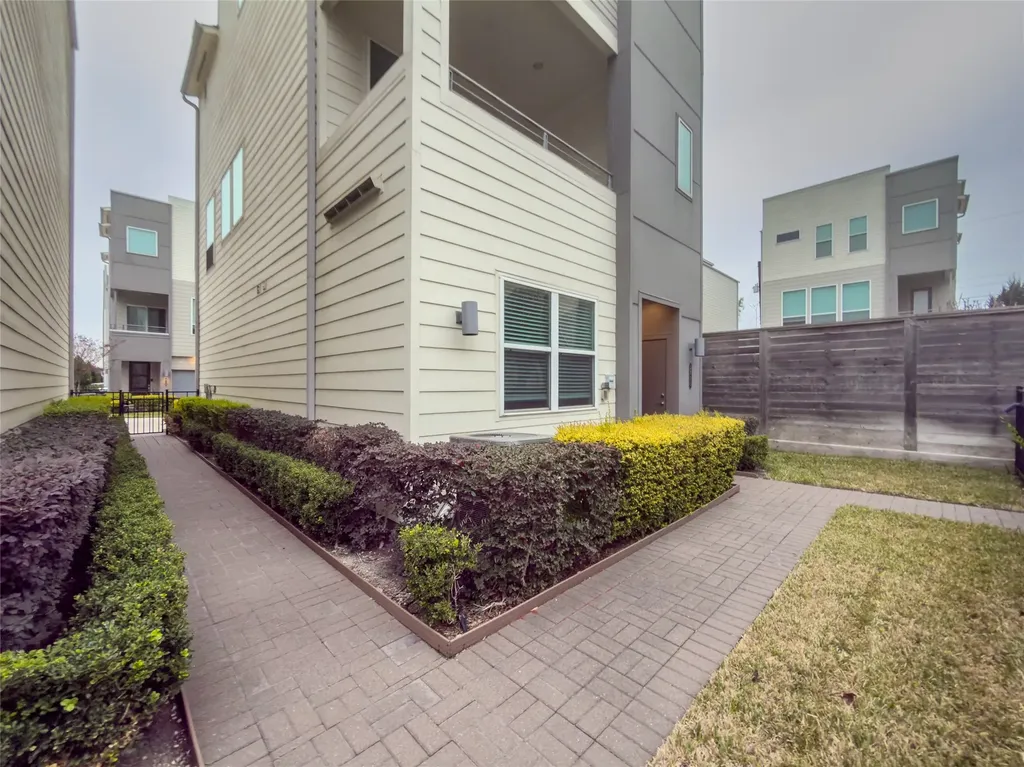 2733 Eado Edge Court Houston TX 77020